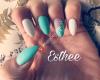 Esthee - Nail Artist